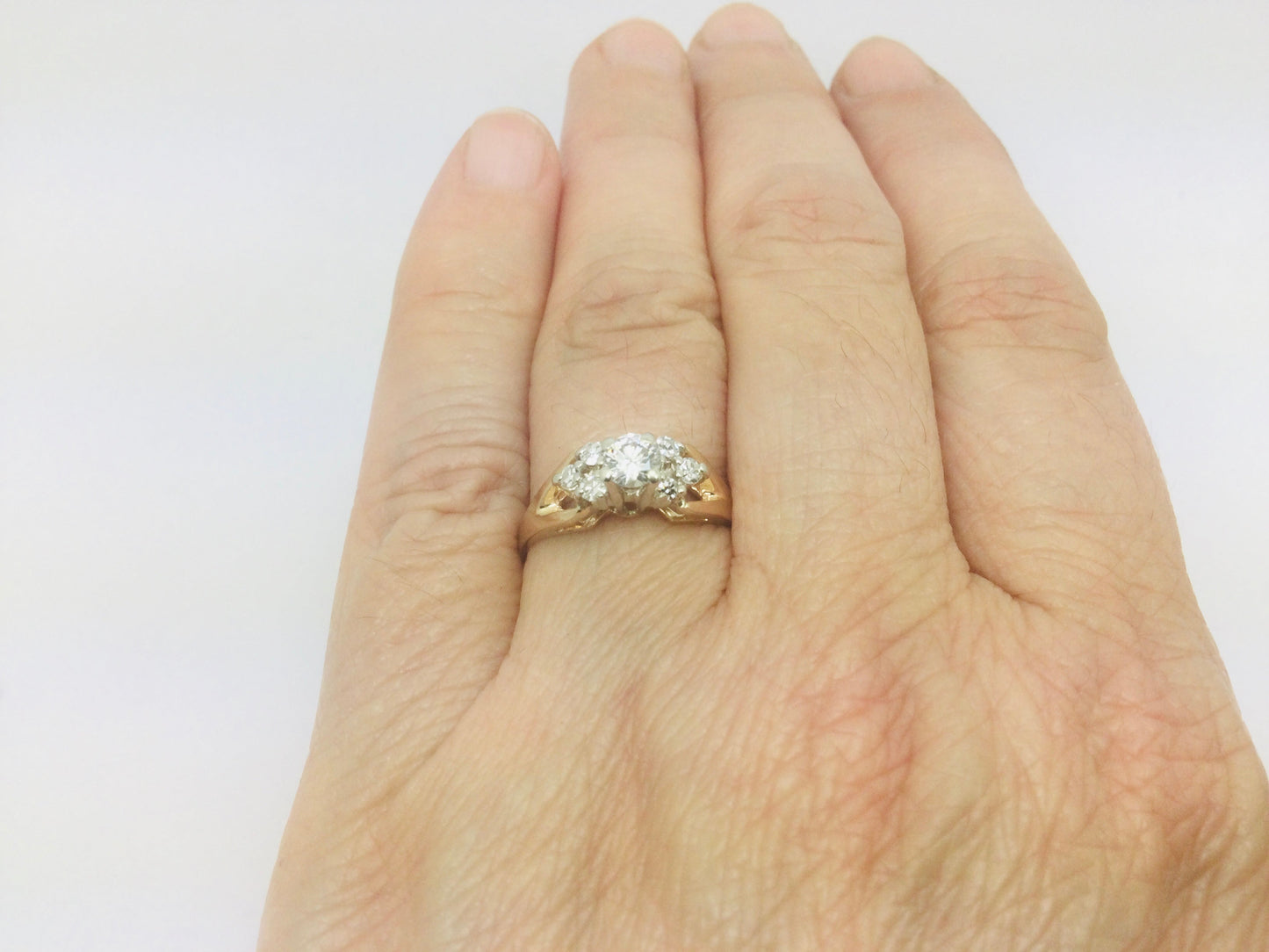 14k Yellow Gold Round Cut 0.40ct Diamond Ring
