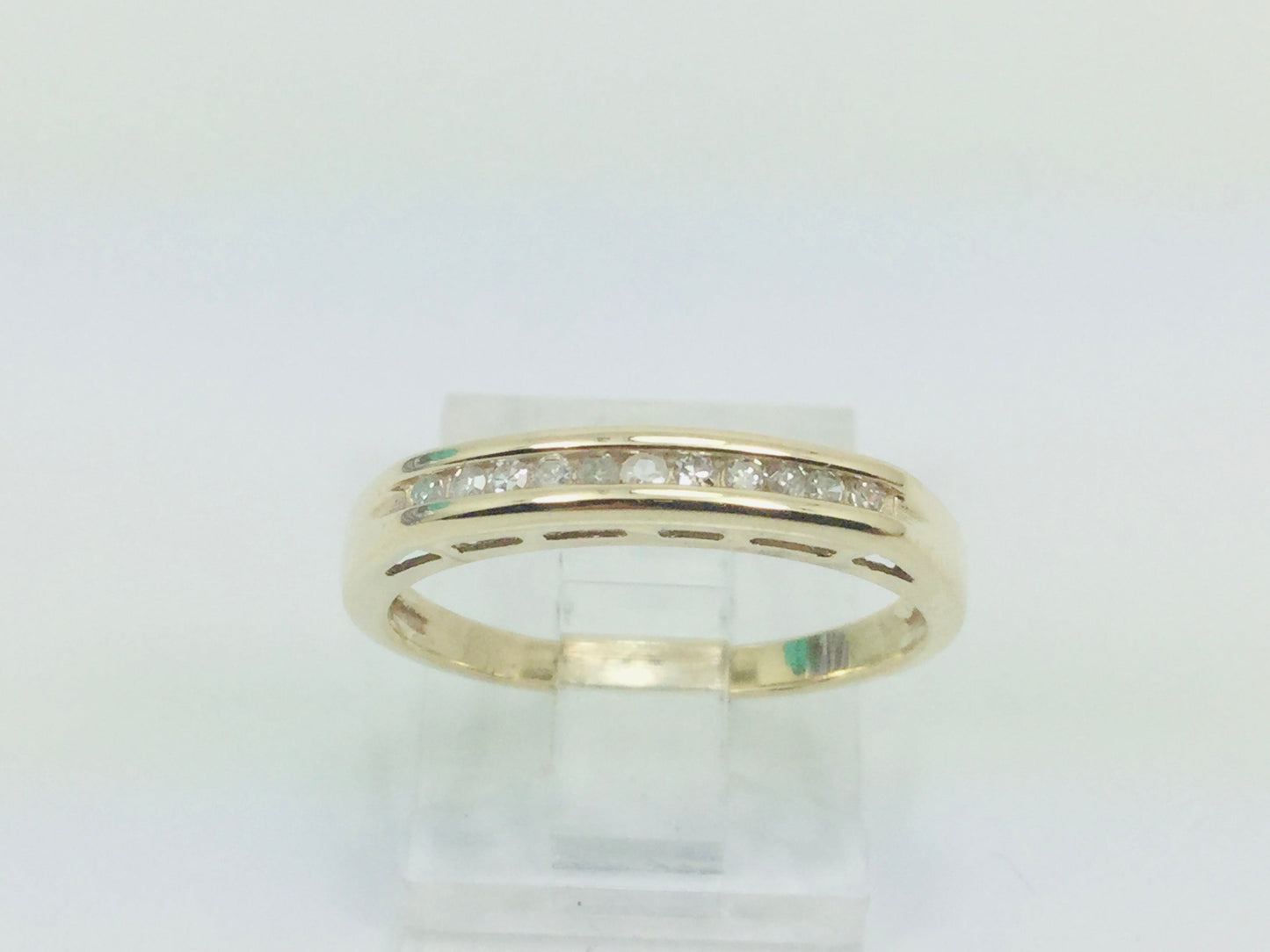 10k Yellow Gold Brilliant Cut 5.5pt Diamond Channel Set Ring