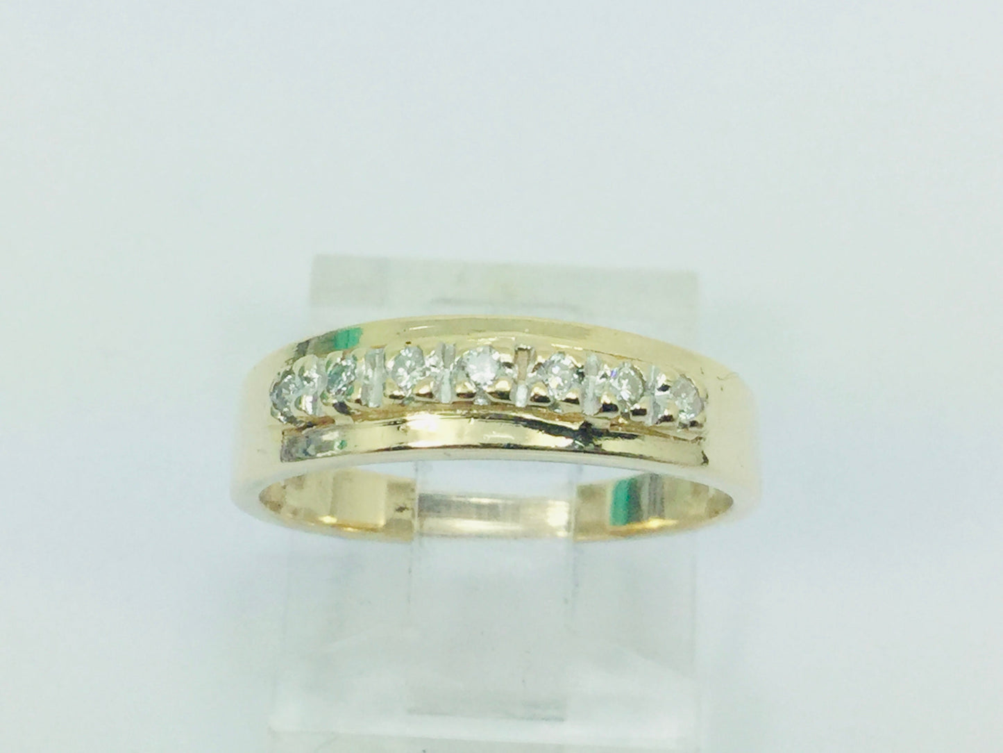 14k Yellow Gold Brilliant Cut 14pt Row Set Diamond Ring