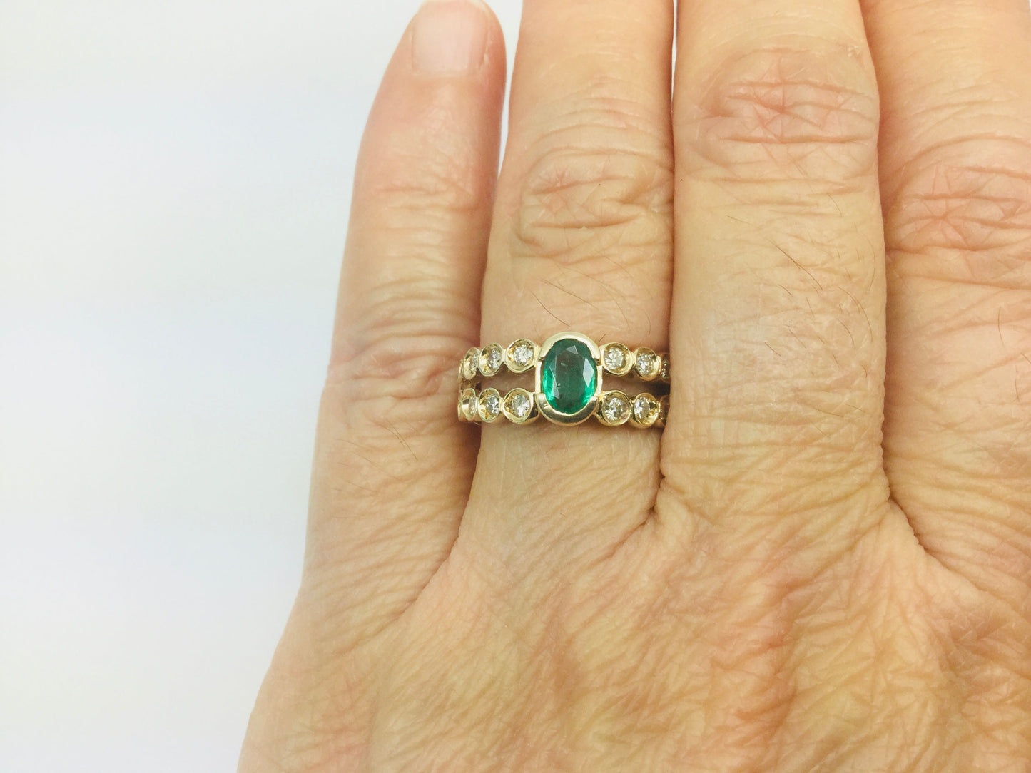 14k Yellow Gold Oval Cut 0.50ct Emerald May Birthstone & 0.40ct Diamond Row Set Ring