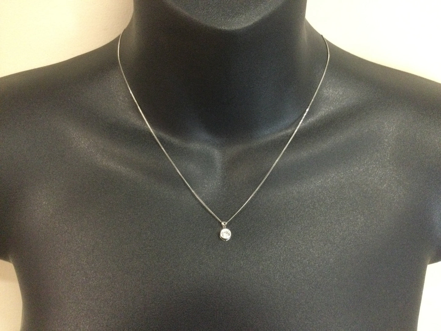 10k White Gold Round Cut Cubic Zirconia (CZ) Solitaire Pendent