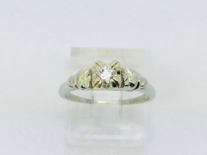 18k White Gold Round Cut 17pt Diamond Vintage Ring