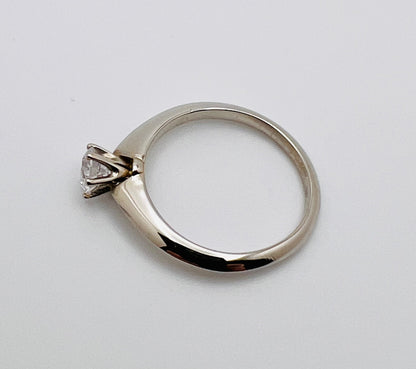 19k White Gold Round 41pt Diamond Solitaire Ring