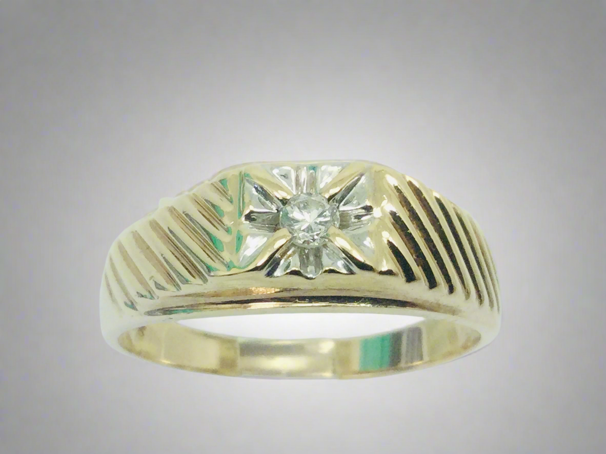 10k Yellow and White Gold Round Cut 7pt Diamond Solitaire Ring