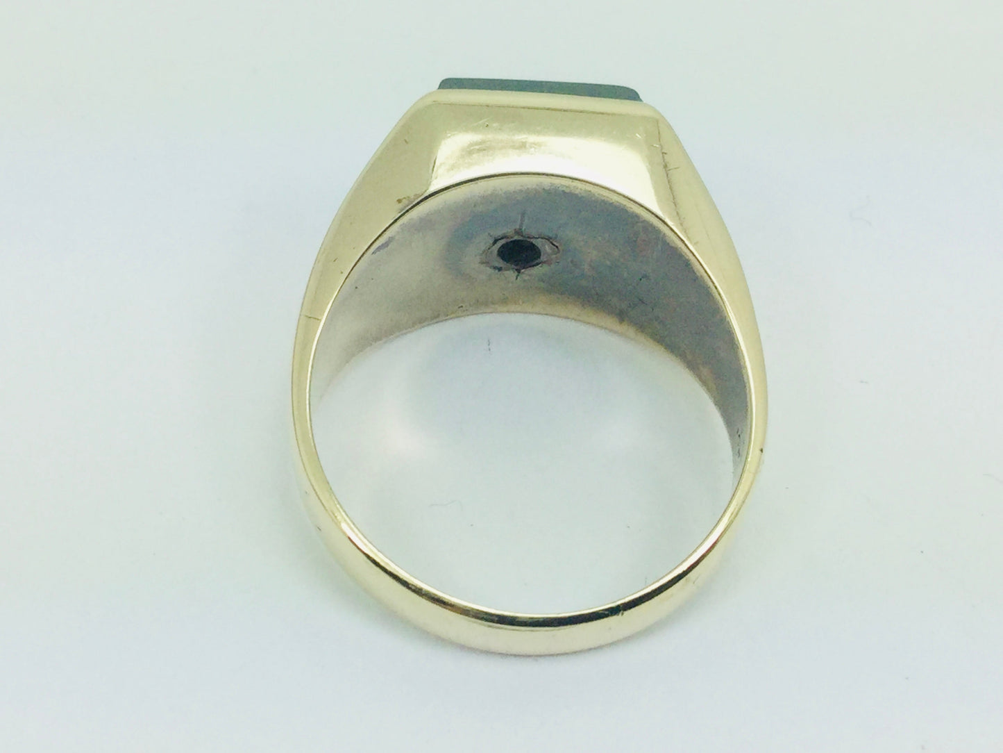 10k Yellow Gold Rectangular Cut Hematite and 11pt Diamond Ring