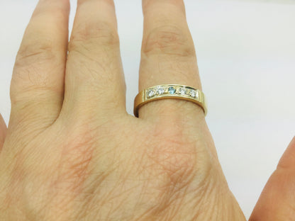 10k Yellow Gold Round Cut 14pt Diamond & Blue Topaz Row Set Band Ring