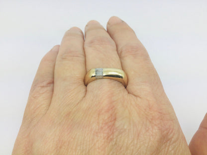 18k Yellow Gold Baguette Cut 28pt Diamond Ring
