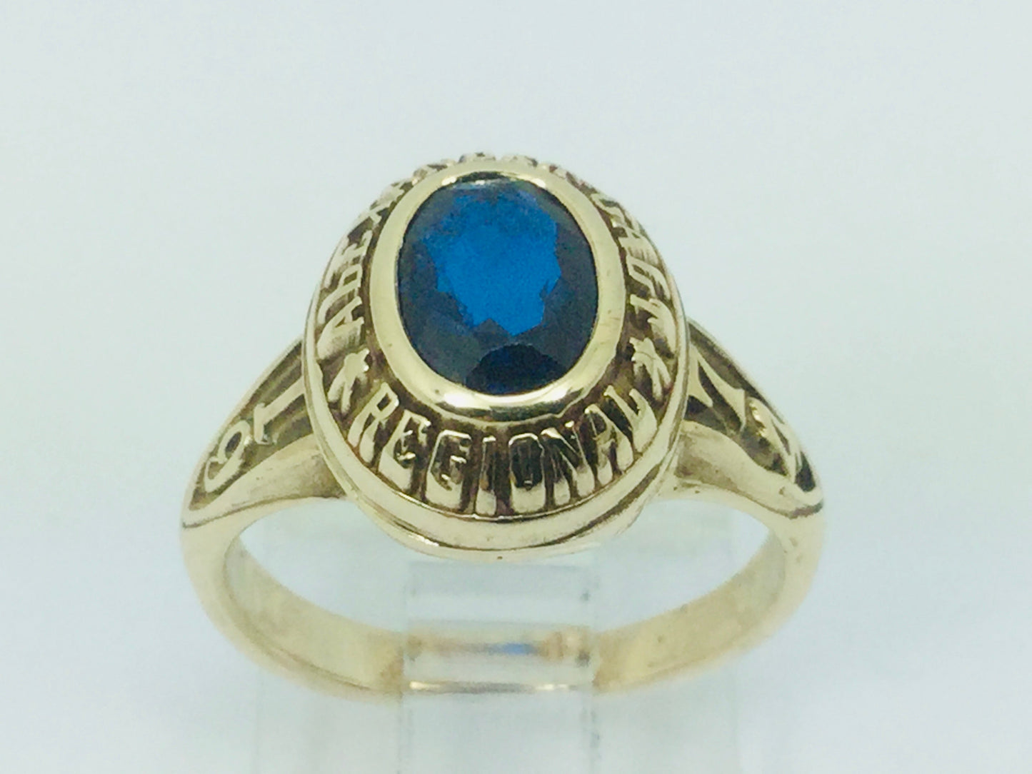10k Yellow Gold Oval Cut 70.75ct Sapphire September Birthstone School Ring