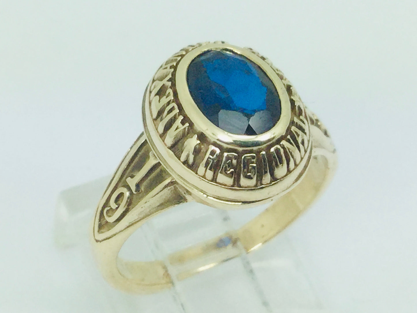 10k Yellow Gold Oval Cut 70.75ct Sapphire September Birthstone School Ring