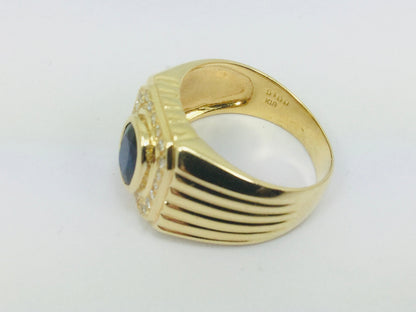 18k Yellow Gold Oval Cut 1ct Sapphire & 22pt Diamond Halo Ring