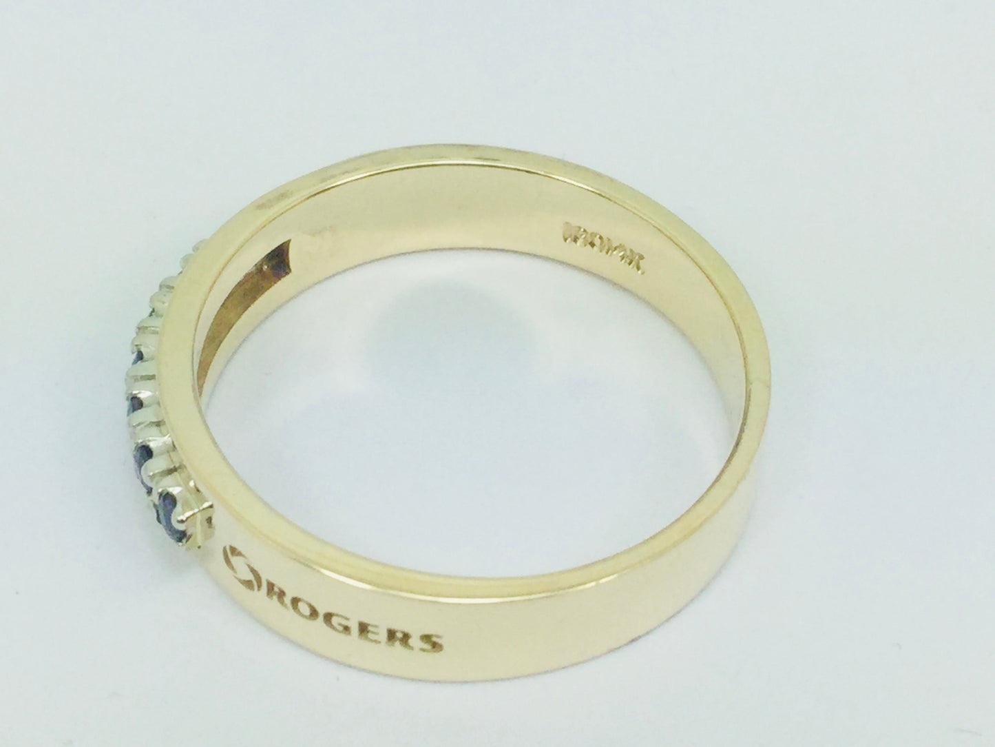 14k Yellow Gold Round Cut 0.20ct Sapphire September Birthstone Row Set Rogers Ring