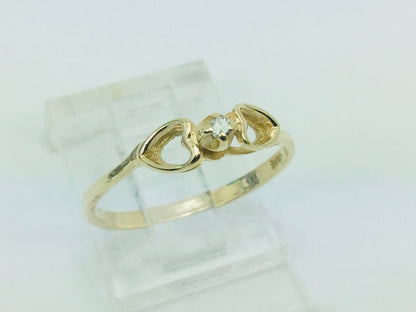 10k Yellow Gold Brilliant Cut 2pt Solitaire Diamond Heart Ring