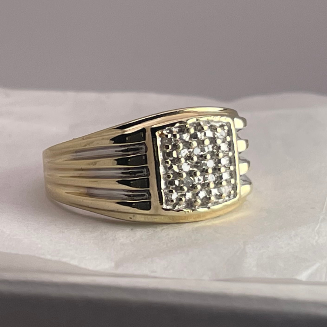10k Yellow & White Gold 0.13ct Diamond Ring