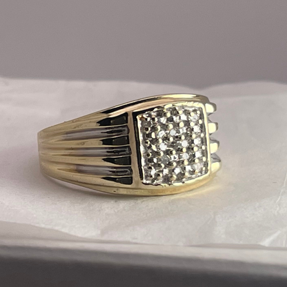10k Yellow & White Gold 0.13ct Diamond Ring