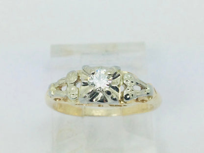 14k Yellow and White Gold Round Cut 11pt Diamond Solitaire Vintage Ring