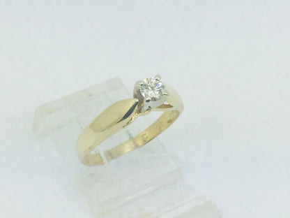 14k Yellow Gold Round Cut 15pt Diamond Solitaire Ring