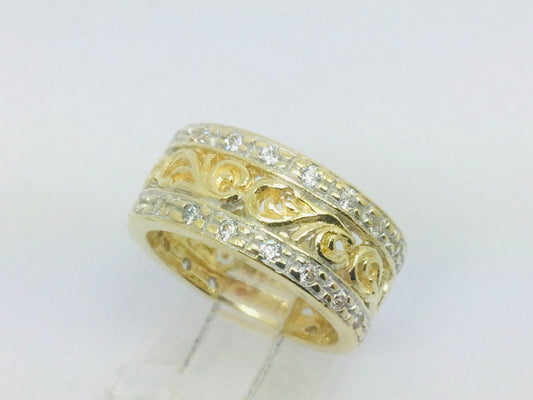 18k Yellow Gold Cubic Zirconium Row Set Vine Band Ring