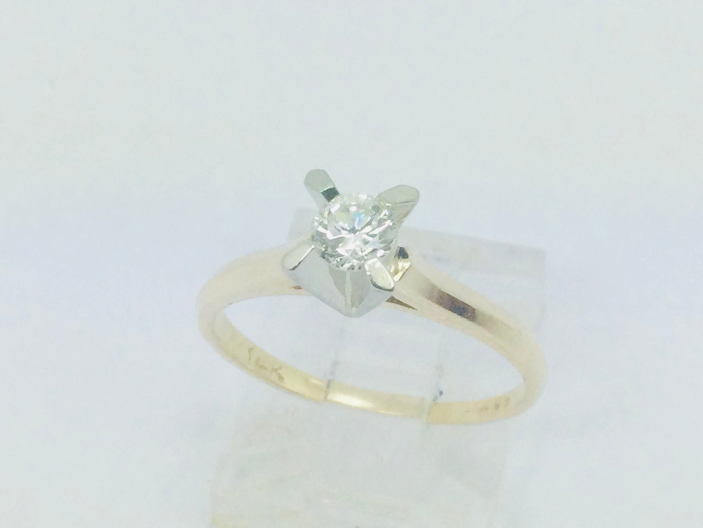 14k Yellow Gold Round Cut 30pt Diamond Solitaire Ring