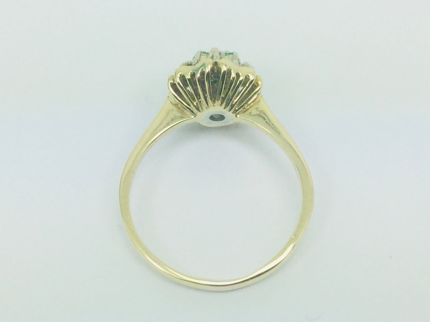 14k Yellow Gold Round Cut 12pt Emerald May Birthstone & 10pt Diamond Floral Ring