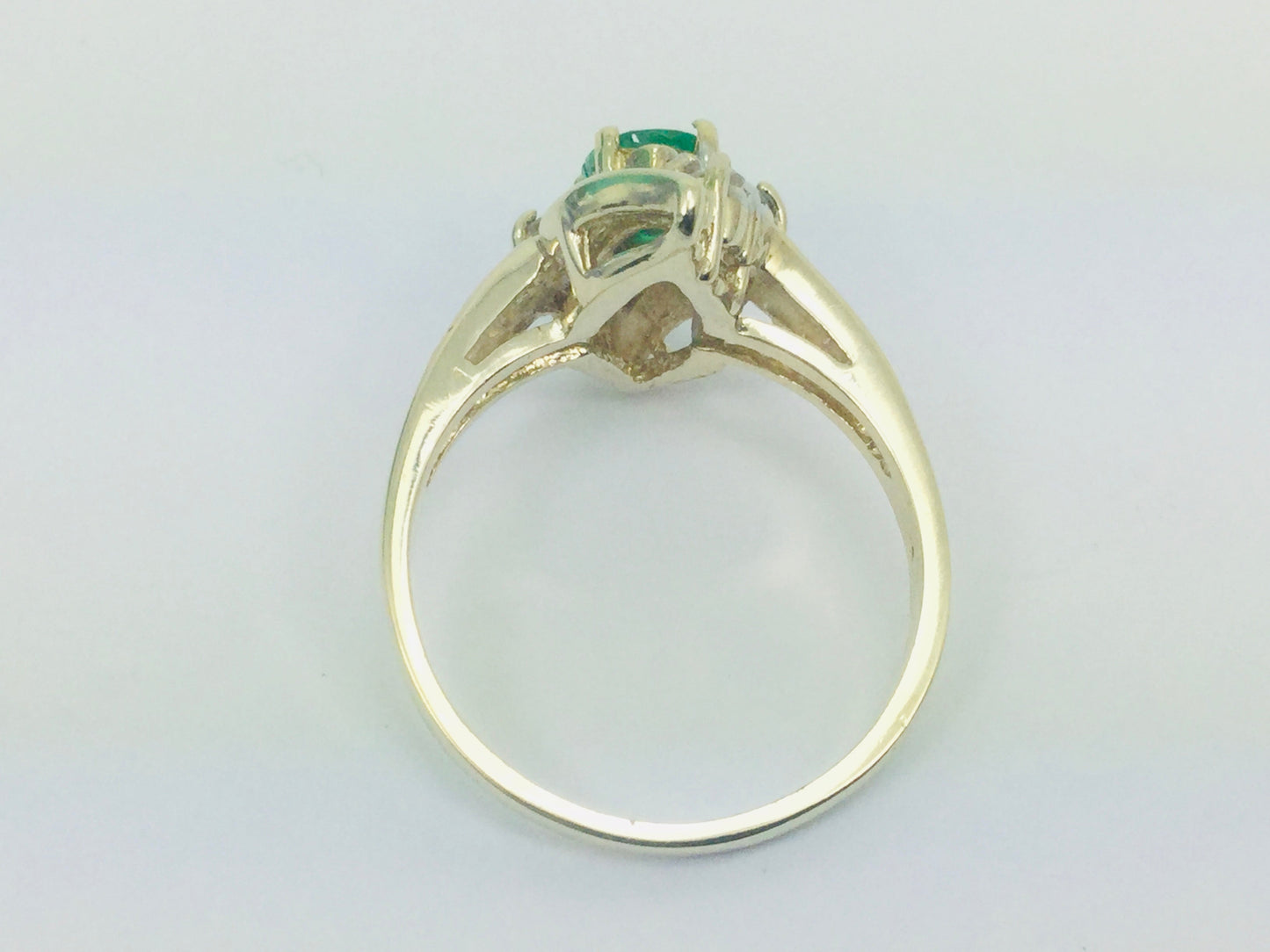 10k Yellow Gold Oval Cut 50pt Emerald May Birthstone & 12pt Diamond Ring