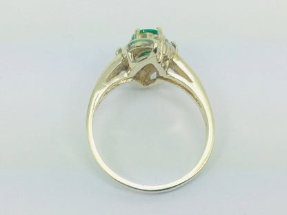 10k Yellow Gold Oval Cut 50pt Emerald May Birthstone & 12pt Diamond Ring