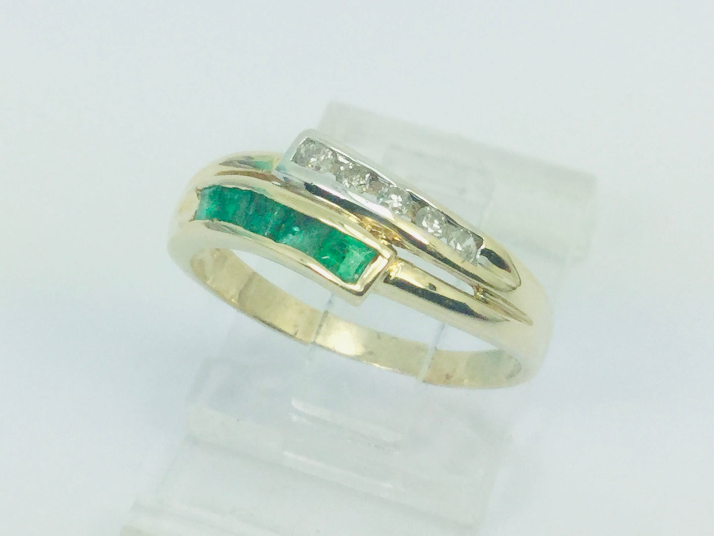 14k Yellow Gold Princess Cut 40pt Emerald May Birthstone & 10pt Round Cut Diamond Row Set Ring