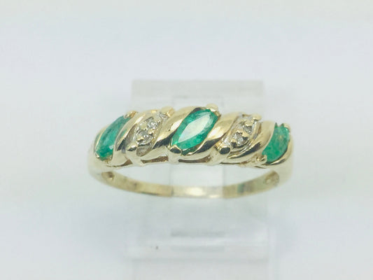 14k Yellow Gold Marquise Cut 60pt Emerald May Birthstone & Diamond Ring