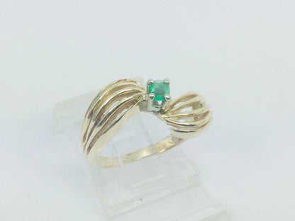 14k Yellow Gold Round Cut 10pt Emerald May Birthstone Ring
