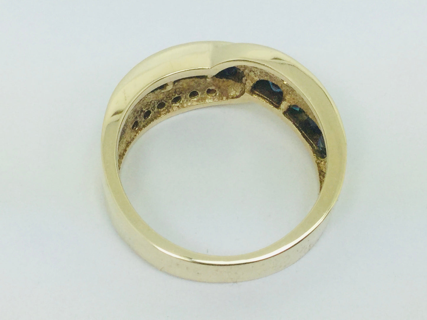 14k Yellow Gold Princess Cut 0.88ct Sapphire & 0.12ct Diamond Row Set Ring
