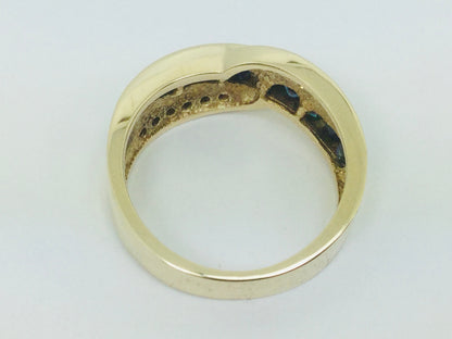 14k Yellow Gold Princess Cut 0.88ct Sapphire & 0.12ct Diamond Row Set Ring