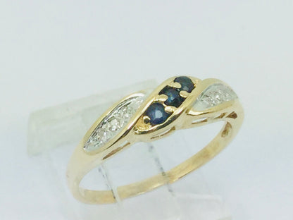 14k Yellow Gold Round Cut 9pt Sapphire & 6pt Diamond Ring