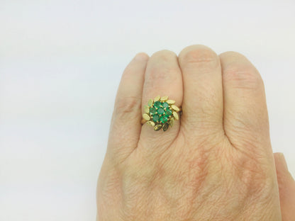 18k Yellow Gold Round Cut Emerald May Birthstone Floral & Leaf Ring