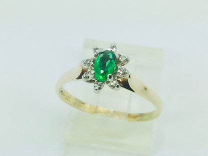 10k Yellow Gold Oval Cut 25pt Emerald May Birthstone & 8pt Diamond Cluster Ring