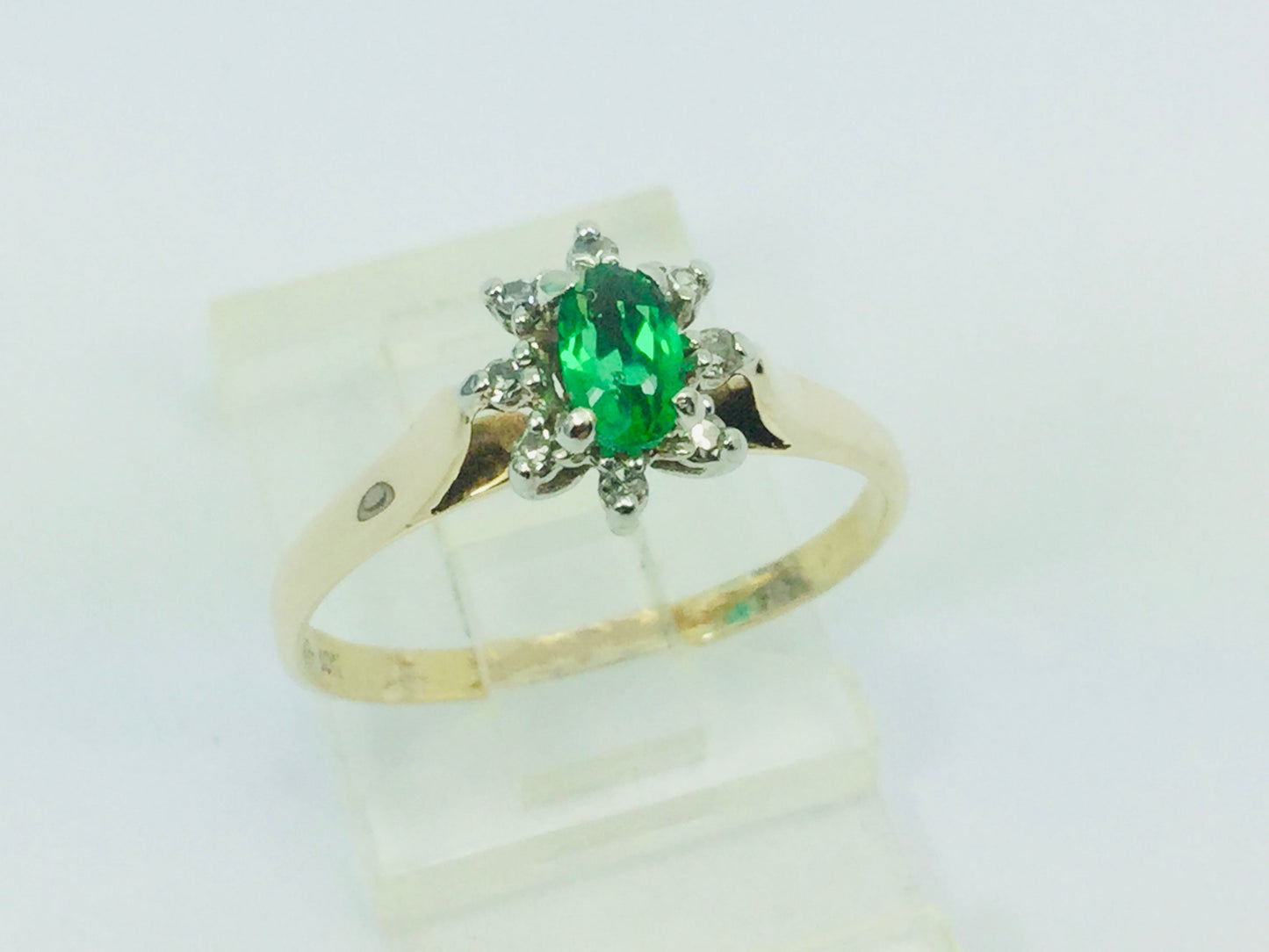 10k Yellow Gold Oval Cut 25pt Emerald May Birthstone & 8pt Diamond Cluster Ring