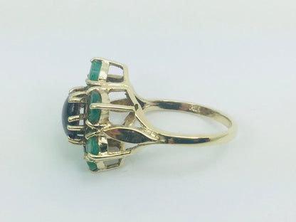 10k Yellow Gold Cabochon Garnet & Round Cut Emerald May Birthstone Floral Ring