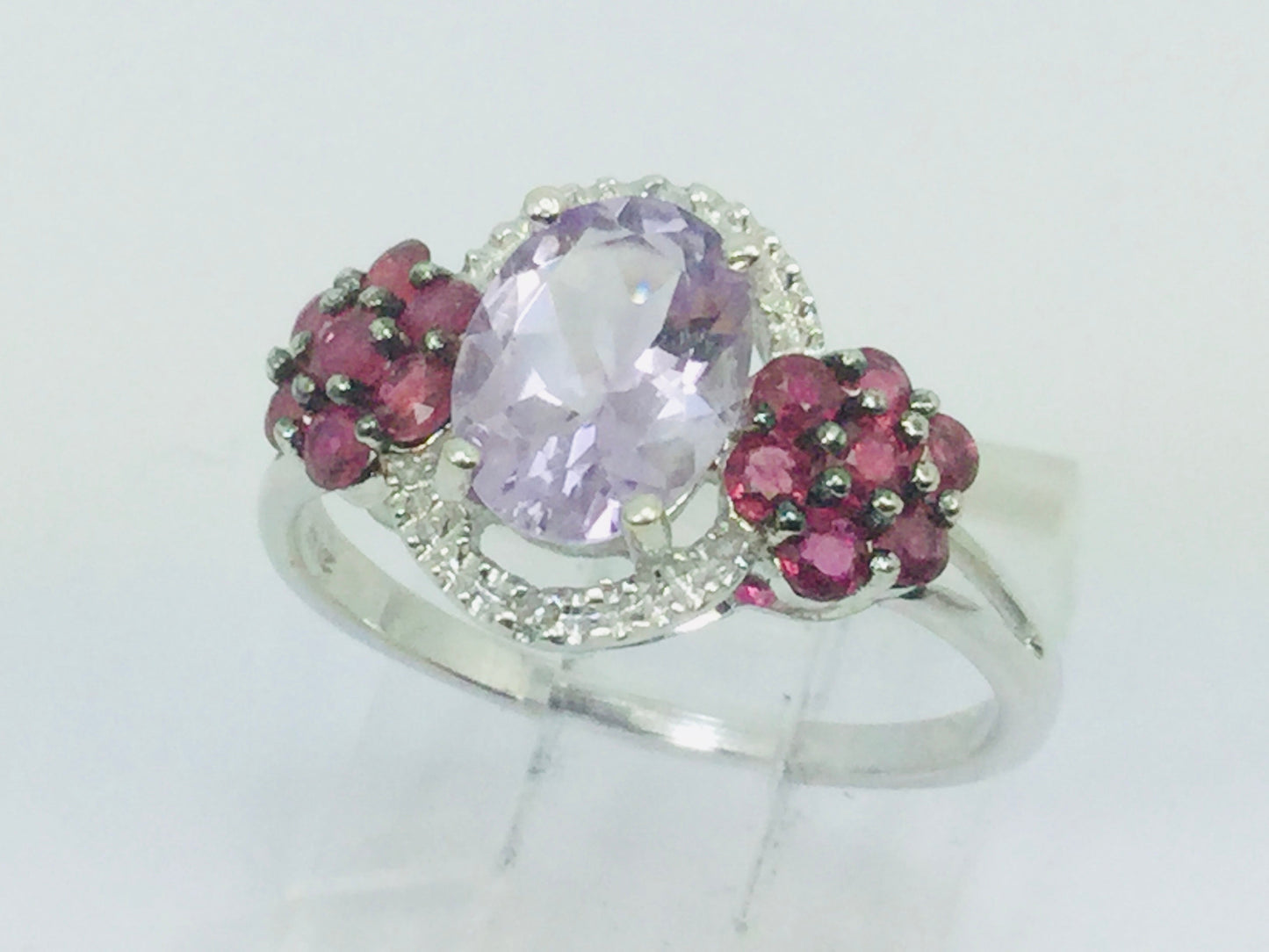 14k White Gold Oval Cut 1.25ct Amethyst, 28pt Ruby & 1pt Diamond Ring