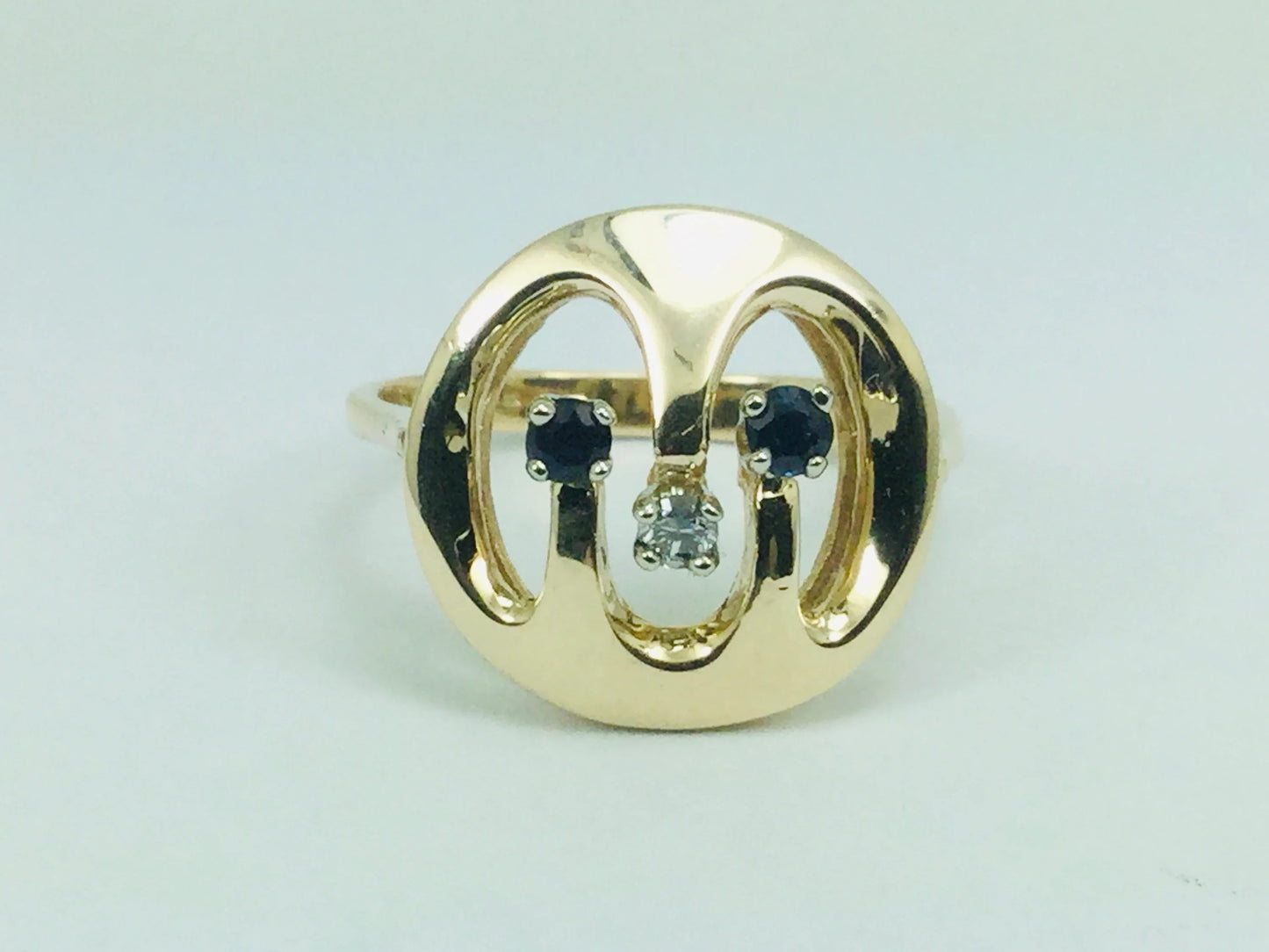 Stunning 10k Genuine Sapphire & Diamond Wave Pattern Ring