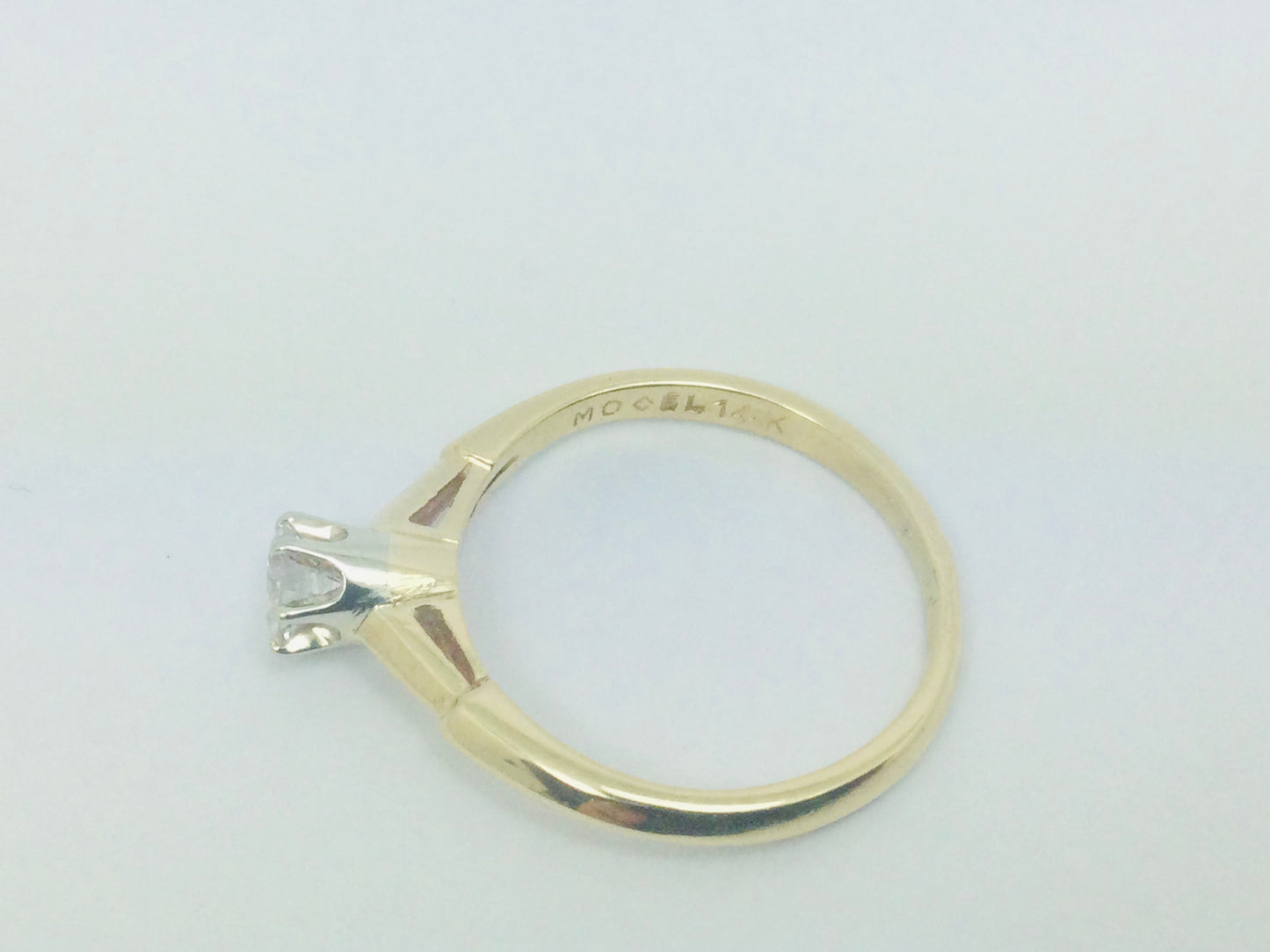 14k Yellow Gold Round Cut 30pt Diamond Solitaire Ring