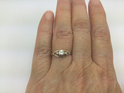 14k Yellow Gold Round Cut 20pt Diamond with Accent Ring