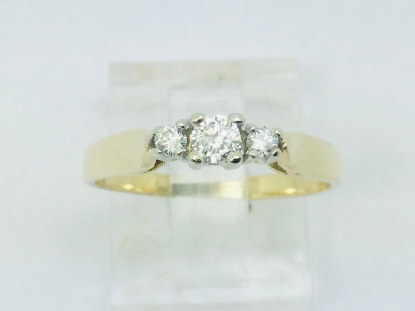 14k Yellow Gold 17pt Round Cut Diamond Trinity Ring