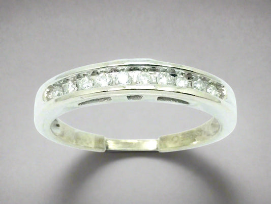 14k White Gold Round Cut 15pt Diamond Channel Set Ring