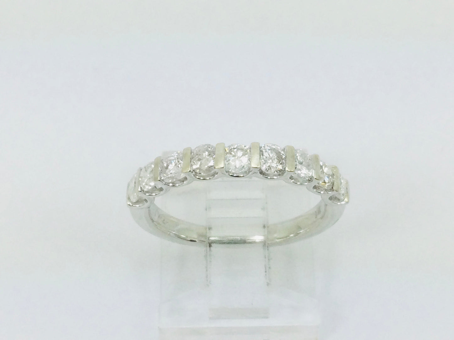 14k White Gold Round Cut 0.72ct Diamond Row Set Ring