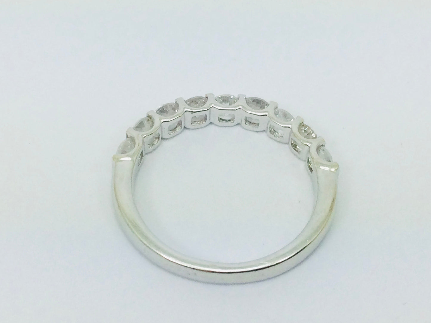 14k White Gold Round Cut 0.72ct Diamond Row Set Ring