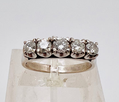 14k White Gold Round 55pt Diamond Row Set Ring