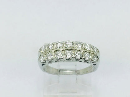 14k White Gold Round Cut 70pt Diamond Row Set Ring
