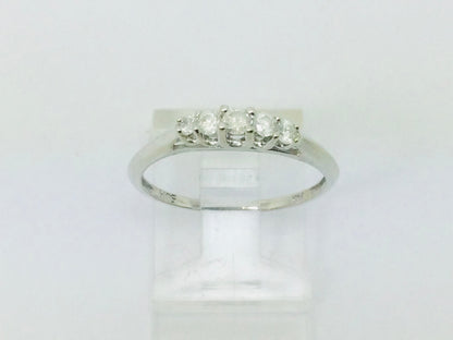 14k White Gold Round Cut 20pt Diamond Row Set Ring