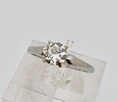 18k White Gold Round Cut 72pt Diamond Solitaire Ring