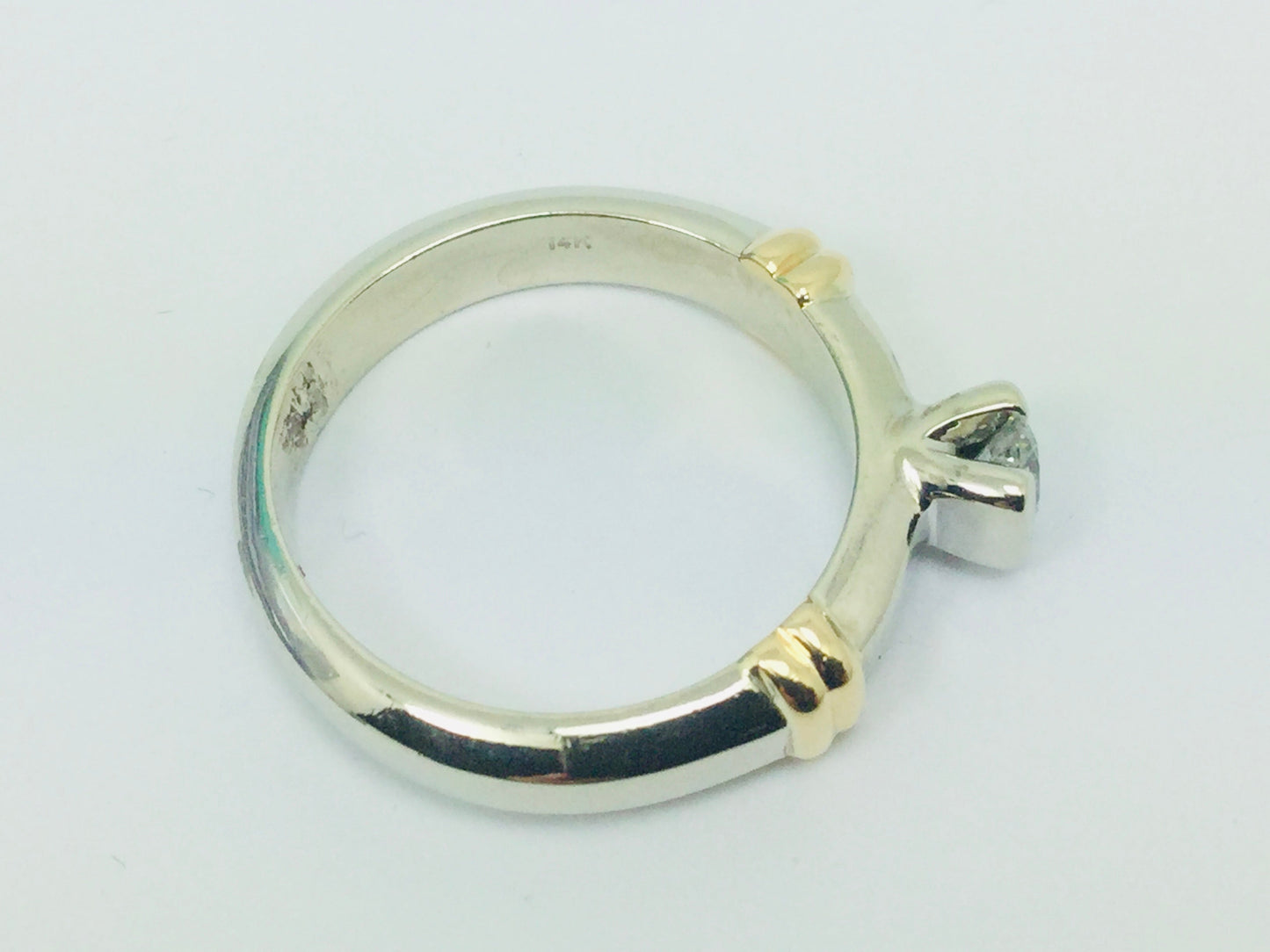 14k White and Yellow Gold Round Cut 25pt Diamond  Solitaire Ring