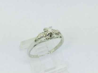 14k White Gold Vintage Round Cut 8pt Diamond with Diamond Accents Ring