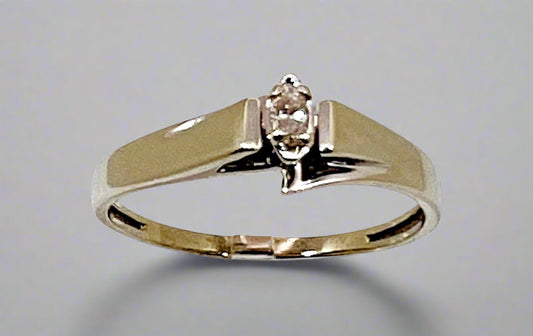 10k White Gold Marquise Cut 7pt Diamond Ring